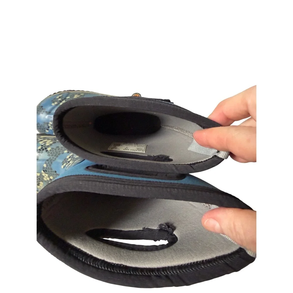 Bogs K Classic Axel Youth‎ 5 Blue Waterproof Insulated Winter Rain Boots